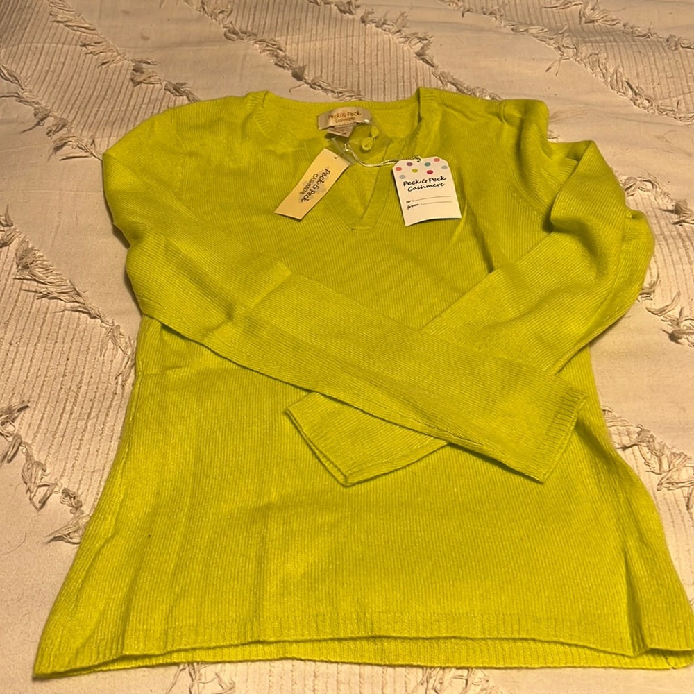Cashmere sweater by Peck & Peck